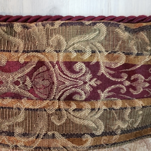 Croscill Pillow Shams Queen Size - Picture 8 of 9